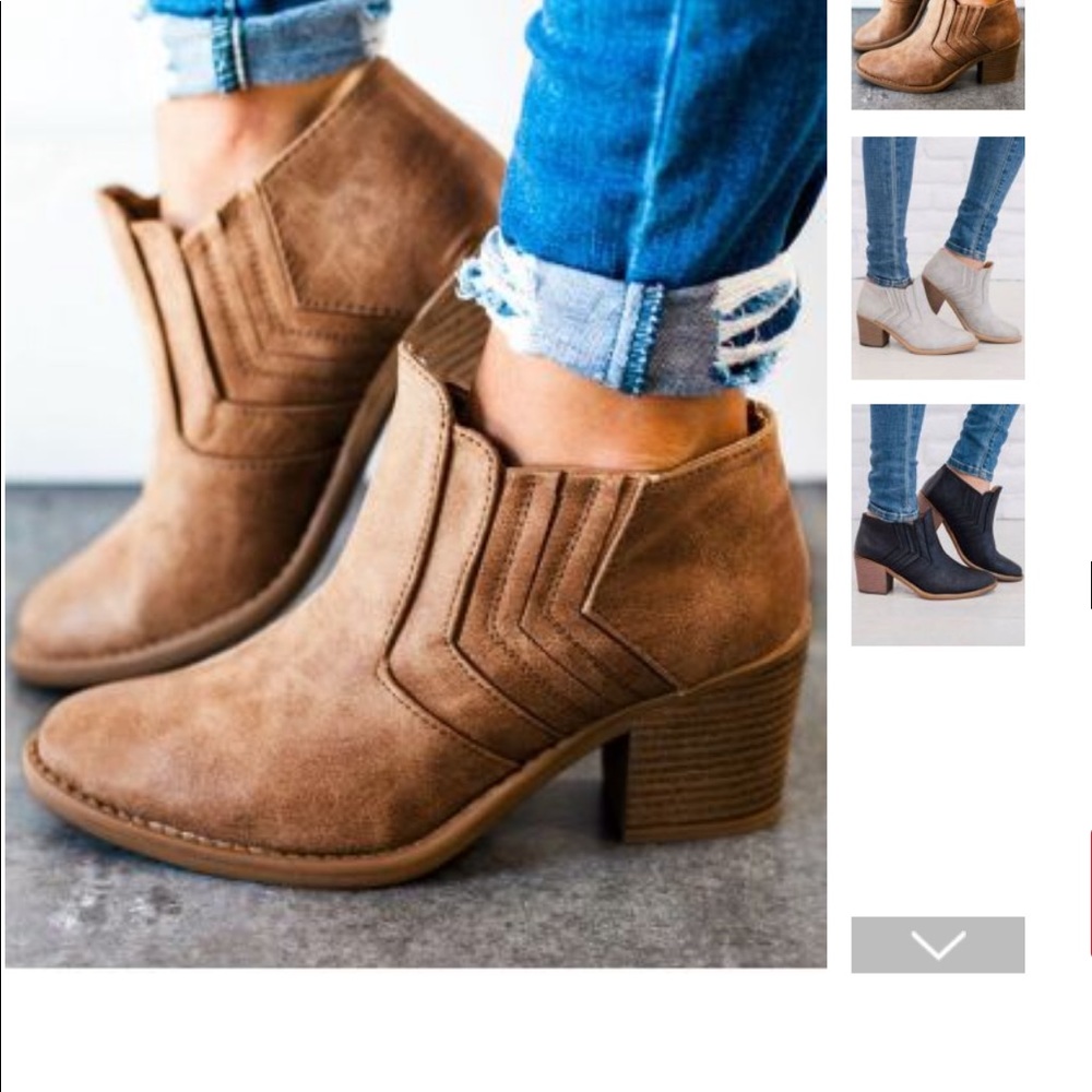 Solid Round Toe Heeled Booties